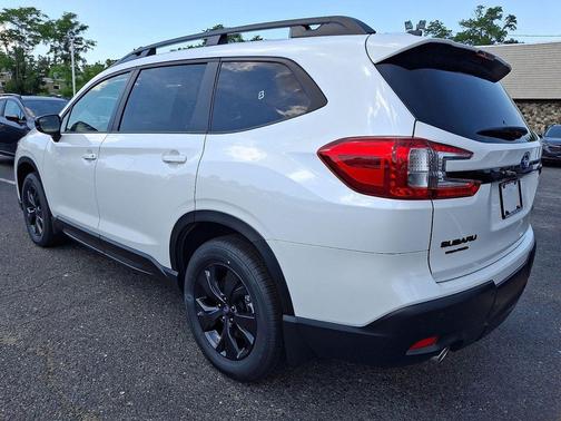 Crystal White Pearl 2026 Subaru Ascent Premium 8-Passenger