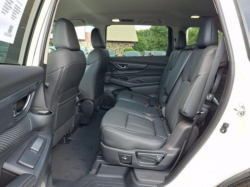 Crystal White Pearl 2026 Subaru Ascent Premium 8-Passenger