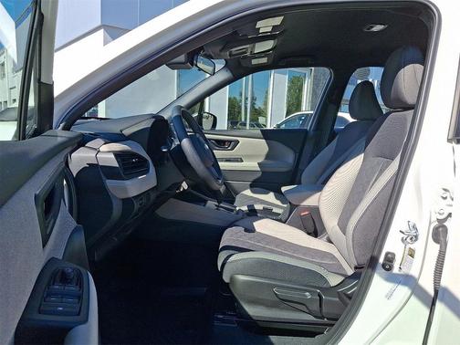 2025 Subaru Forester Base