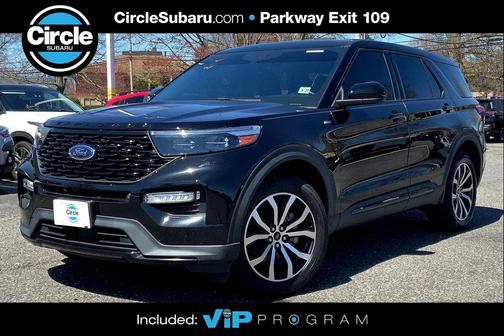 AGATE BLACK METALLIC 2022 Ford Explorer ST-Line