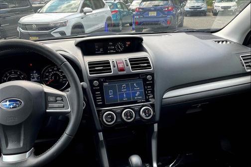 2016 Subaru Forester 2.5i Touring