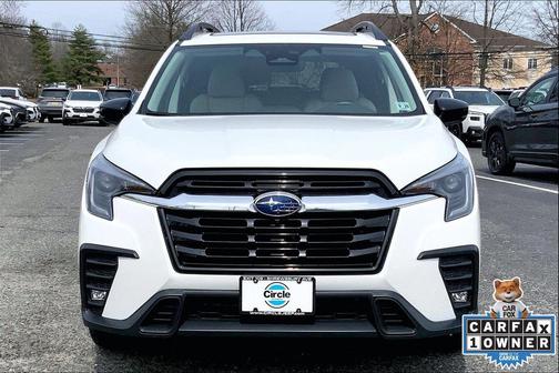 Crystal White Pearl 2024 Subaru Ascent Limited 8-Passenger