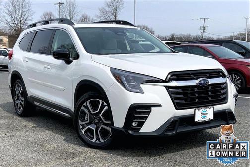 Crystal White Pearl 2024 Subaru Ascent Limited 8-Passenger
