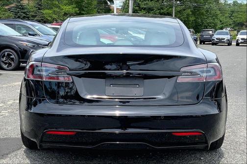 Solid Black 2022 Tesla Model S Base