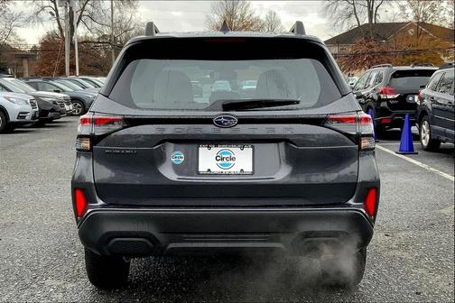 2025 Subaru Forester Base