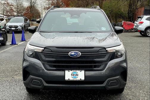 2025 Subaru Forester Base