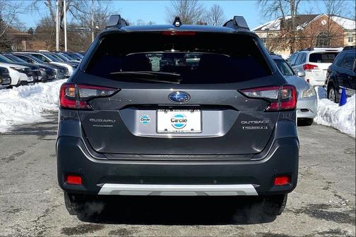 2023 Subaru Outback Touring XT