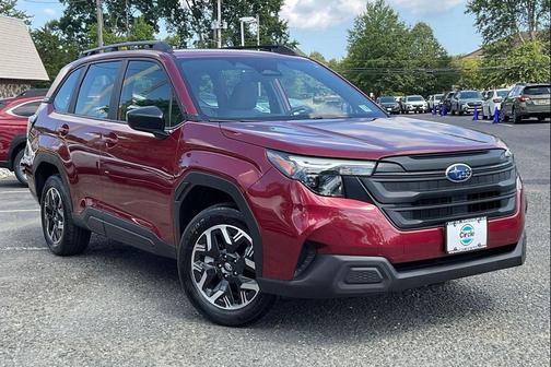 2025 Subaru Forester Base