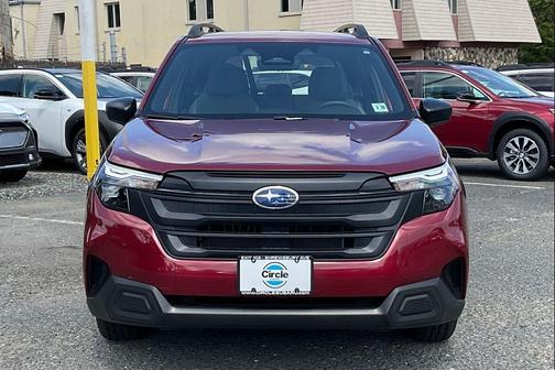 2025 Subaru Forester Base