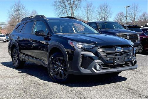 Crystal Black Silica 2025 Subaru Outback Onyx Edition XT