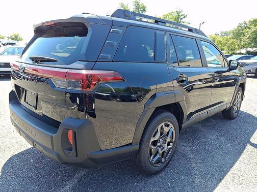 Crystal Black Silica 2026 Subaru Outback Premium