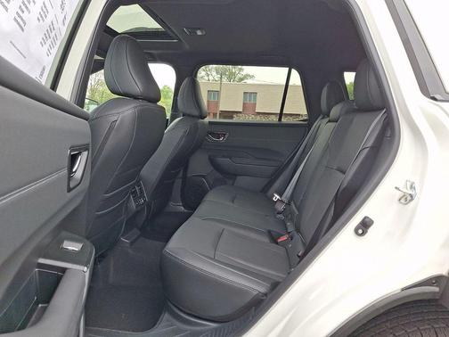 Crystal White Pearl 2026 Subaru Outback Touring XT