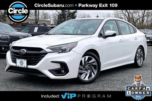 Crystal White Pearl 2024 Subaru Legacy Limited