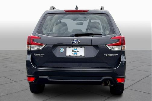 2023 Subaru Forester Base