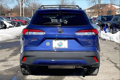 2022 Toyota Corolla Cross LE