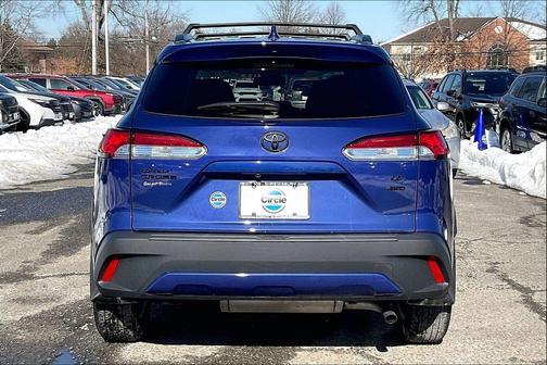 2022 Toyota Corolla Cross LE