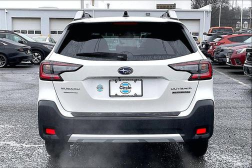 2025 Subaru Outback Touring XT