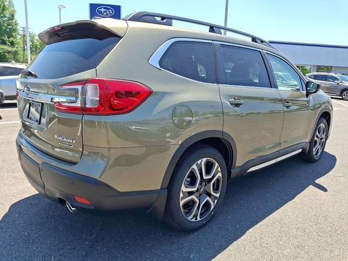 Autumn Green Metallic 2026 Subaru Ascent Limited 7-Passenger