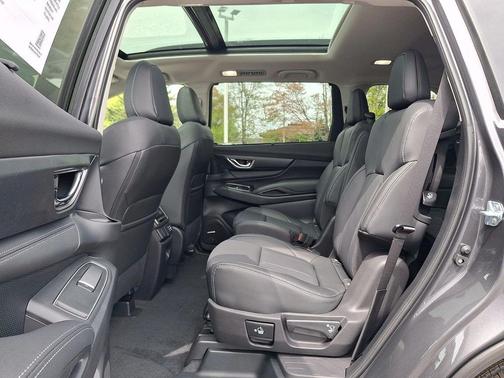 Magnetite Gray Metallic 2026 Subaru Ascent Limited 7-Passenger