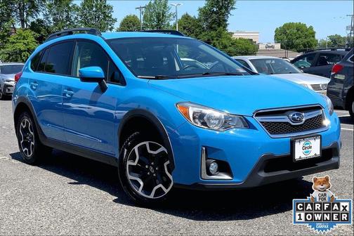 Hyper Blue 2017 Subaru Crosstrek 2.0i Premium