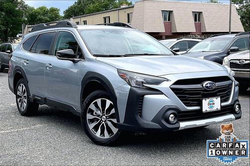 Ice Silver Metallic 2023 Subaru Outback Limited