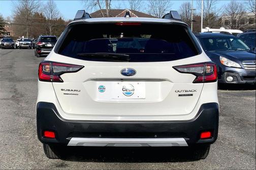 2023 Subaru Outback Touring