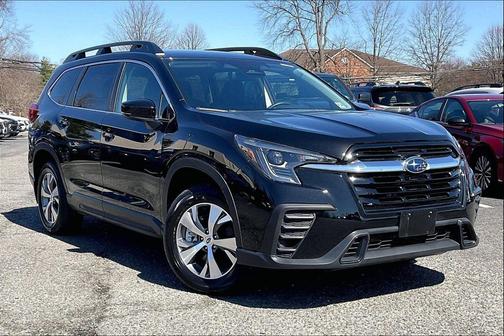 Crystal Black Silica 2025 Subaru Ascent Premium 7-Passenger