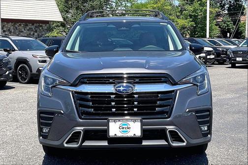 Magnetite Gray Metallic/Crystal Black Silica 2025 Subaru Ascent Touring 7-Passenger