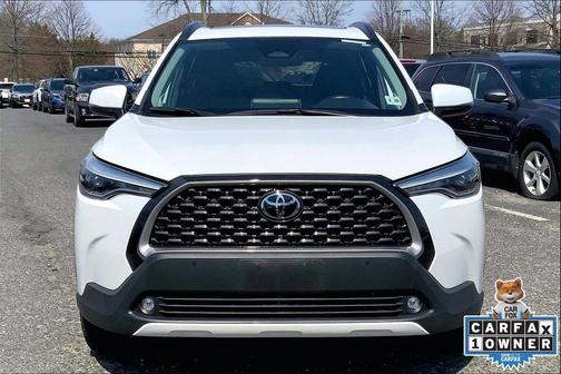 Wind Chill Pearl 2023 Toyota Corolla Cross XLE