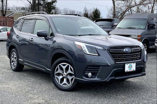 2022 Subaru Forester Premium