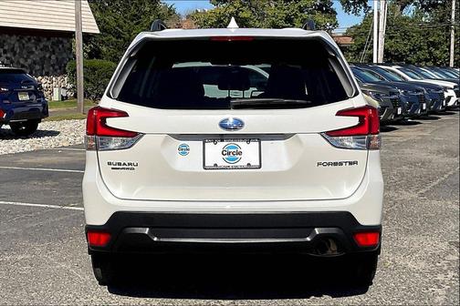 2022 Subaru Forester Premium