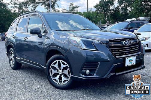 Magnetite Gray Metallic 2023 Subaru Forester Premium
