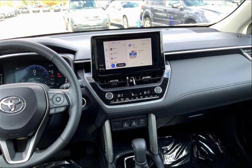 2023 Toyota Corolla Cross XLE