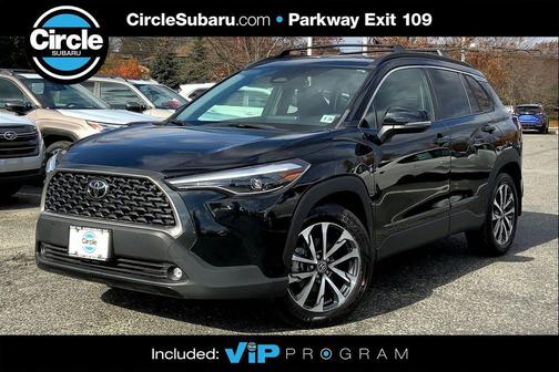 2023 Toyota Corolla Cross XLE