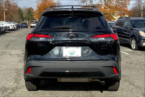 2023 Toyota Corolla Cross XLE