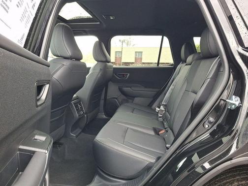 Crystal Black Silica 2026 Subaru Outback Limited XT