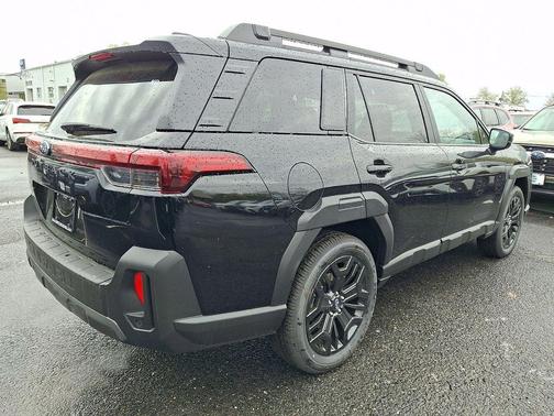 Crystal Black Silica 2026 Subaru Outback Limited XT