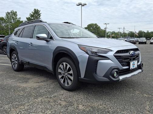 2025 Subaru Outback Touring