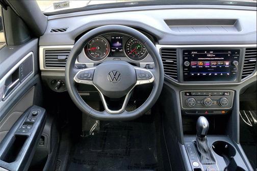 2021 Volkswagen Atlas Cross Sport 2.0T SE w/Technology 4MOTION