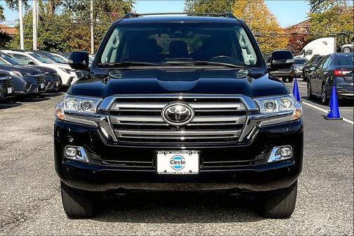 2021 Toyota Land Cruiser Base