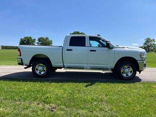 Bright White Clearcoat 2024 RAM 2500 Tradesman