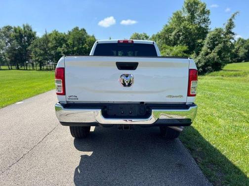 Bright White Clearcoat 2024 RAM 2500 Tradesman