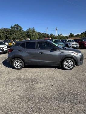 2022 Nissan Kicks S
