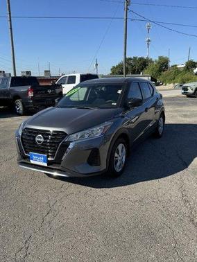 2022 Nissan Kicks S