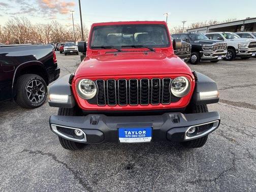 2026 Jeep Gladiator Sport