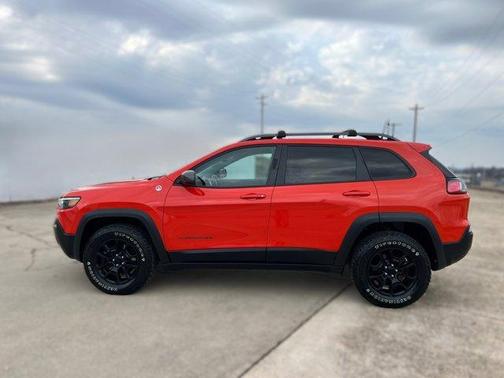 2021 Jeep Cherokee Trailhawk