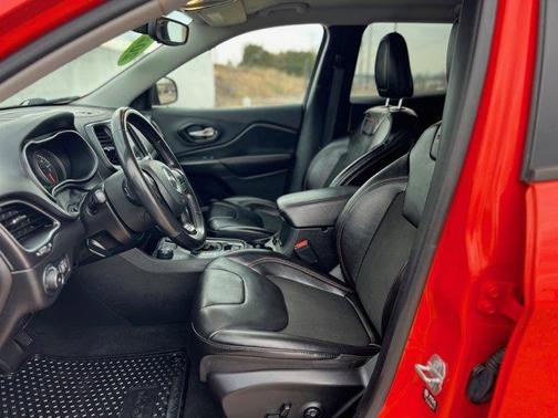 2021 Jeep Cherokee Trailhawk