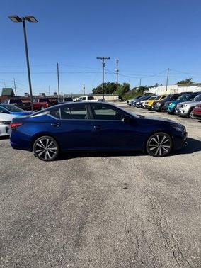 2021 Nissan Altima 2.5 SR