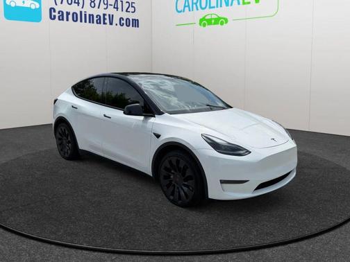 White 2023 Tesla Model Y Long Range Dual Motor All-Wheel Drive