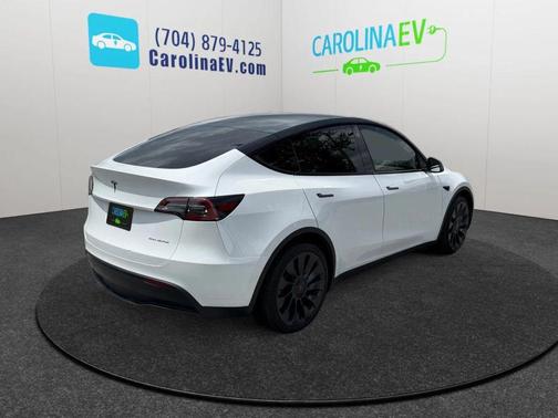White 2023 Tesla Model Y Long Range Dual Motor All-Wheel Drive